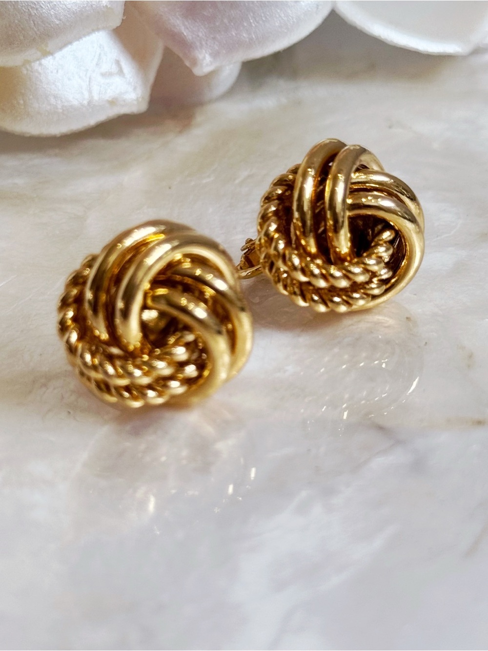 Vintage Napier Elegant Gold Tone Knot Clip On earrings